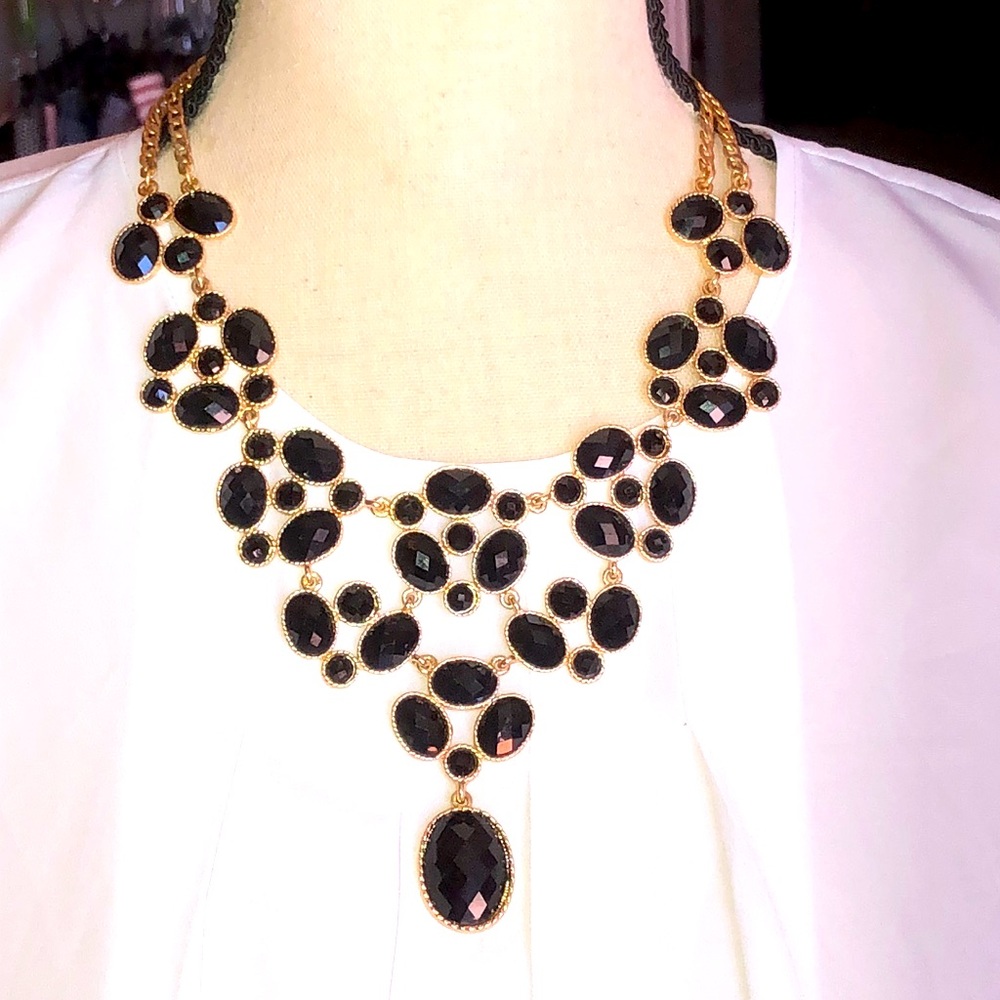 Amrita Singh bib style gold and black oval stone necklace
